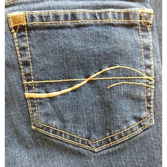 Aura Jeans Womens 8 Petite Short Rise Embroidered Straight - Picture 16 of 16